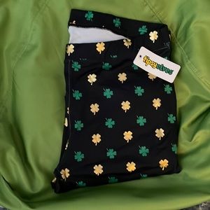 Tipsy Elves Black Leggings with Green  & Gold Shamrocks St Patrick’s Day